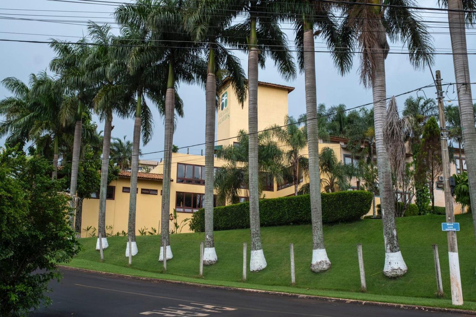 Hotel Vila Das Palmeiras Altinopolis
